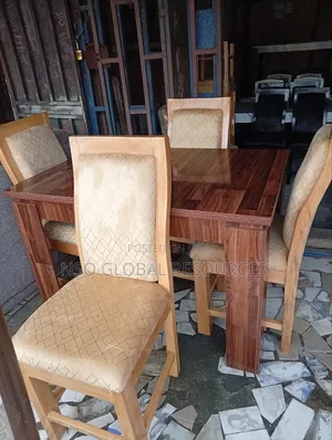 4 Seater Dining Table Set for Dining Room