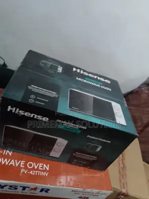 Hisense Microwave Oven - Easy Manual Knobs, 5 Levels, Compact White