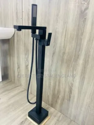 Free Standing Bathtub Mixer