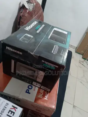 Hisense Microwave 20l - Manual Control, 700w, Child Lock Safety