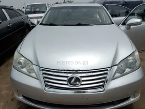 Lexus ES 350 2011 Silver