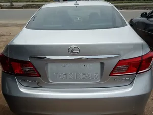 Lexus ES 350 2011 Silver