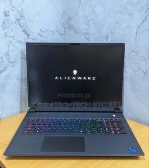 Laptop Dell Allienware M18 R1 16GB Intel Core i7 SSD 1T