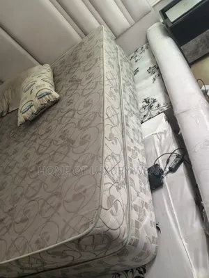 Royal Gallant Bed