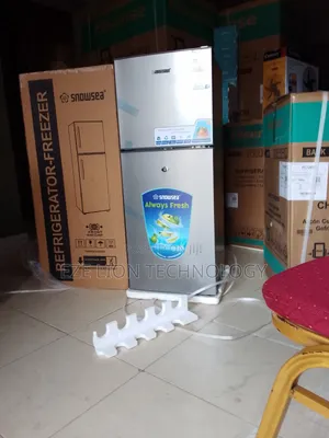 Snowsea 120litres Double Door Refrigerator With 2 Shelves