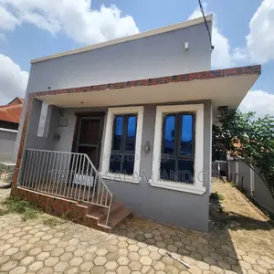 2bdrm Bungalow in Akobo for sale