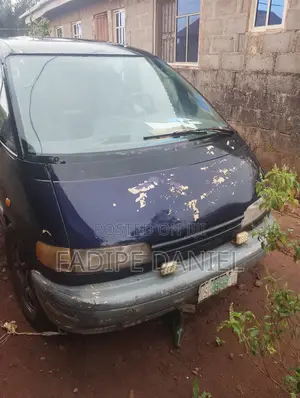 Toyota Previa 2000