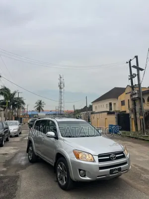 Toyota RAV4 2.5 Limited 2010 Silver