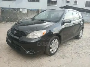 Toyota Matrix Hatchback AWD (1.8L 4cyl 4A) 2005 Black