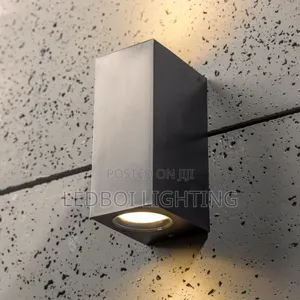 Square Body Wall Lamp