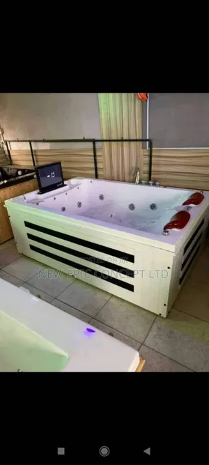 Executive Spa Jacuzzi With Television