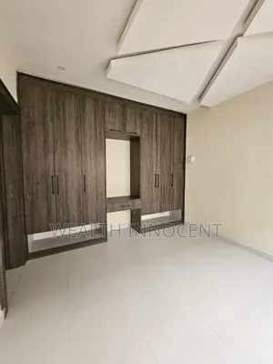 4bdrm Duplex in Life Camp for rent