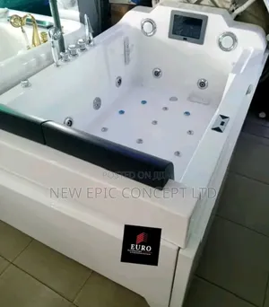 Special Double Jacuzzi With Television
