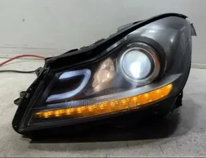 Headlights C300 W204 2007 - 2014 (Facelift)