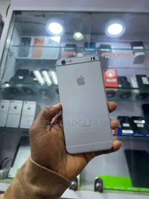 Apple iPhone 6s Plus 16 GB Silver