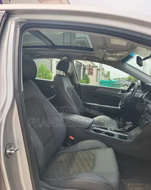 Hyundai Sonata Sport Sedan FWD (2.4L 4cyl 6A) 2017 Silver