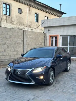 Lexus ES 2014 Blue