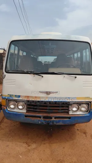 Toyota Coaster 1998 White