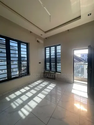 2bdrm Apartment in Osapa london for rent