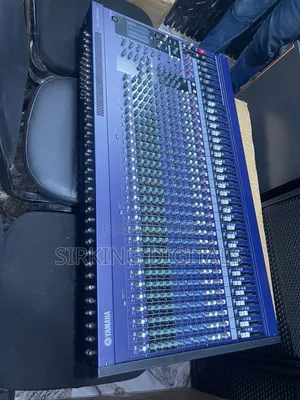 Yamaha 32channels Professional Mixer Mg32/14fx