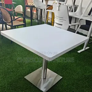 High Quality Wooden Restaurant Table