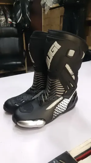 Augi Boot Available