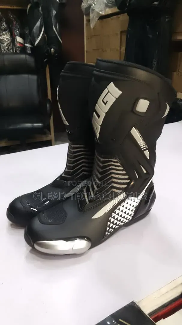 Augi Boot Available