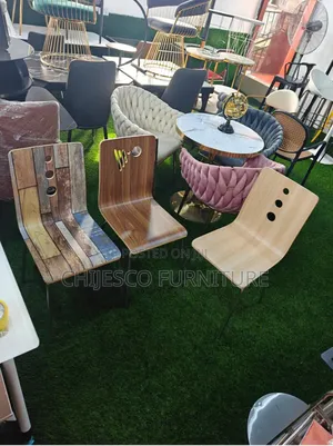 High Quality Wooden Restaurant Chairs