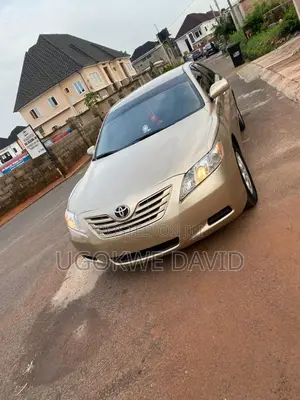 Toyota Camry 2010 Gold
