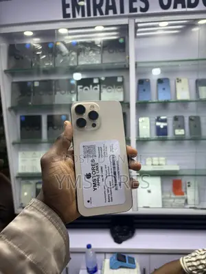 New Apple iPhone 16 Pro Max 256 GB Gold