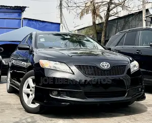 Toyota Camry SE 4dr Sedan (2.5L 4cyl 6AM) 2010 Black