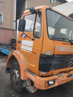 1617 Mercedes Benz Truck (Tokunbo)
