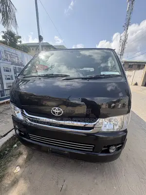 Toyota HiAce 2009 Black