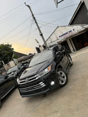 Toyota Highlander Limited 4x4 V6 (3.5L 6cyl 8A) 2017 Black