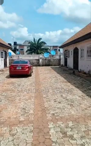 1bdrm Block of Flats in Good Location, Oshimili North for sale