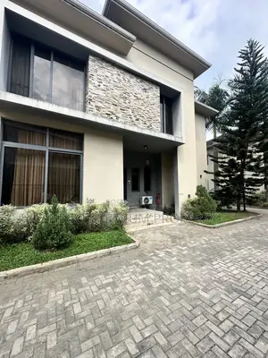 4bdrm Duplex in Rainbow Estate, Abuloma for rent