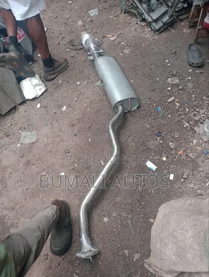 Brand New Center Exhaust Pot With Catalyst for Lexus Rx300