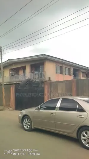 3bdrm Block of Flats in Council Ikotun Idimu, Iseri Olofin for sale
