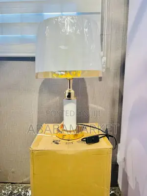 Wooden Base Table Lamp