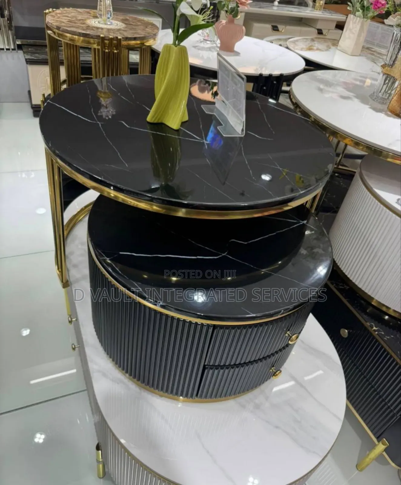 Center Table Z