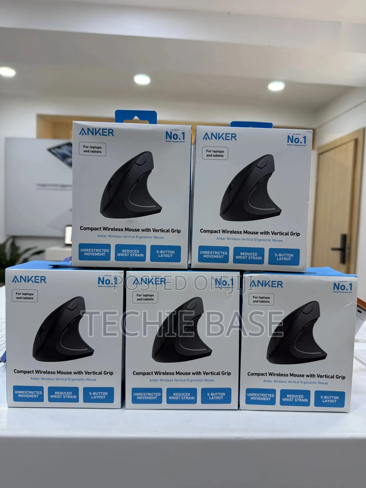 Anker 2.4g Wireless Vertical Ergonomic Optical Mouse