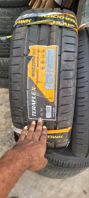 Brandnew Teraflex Windzoom 203|245/45zr19 98w (Ultra High Performance)