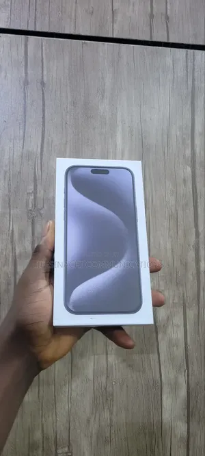 New Apple iPhone 15 Pro Max 256 GB Blue