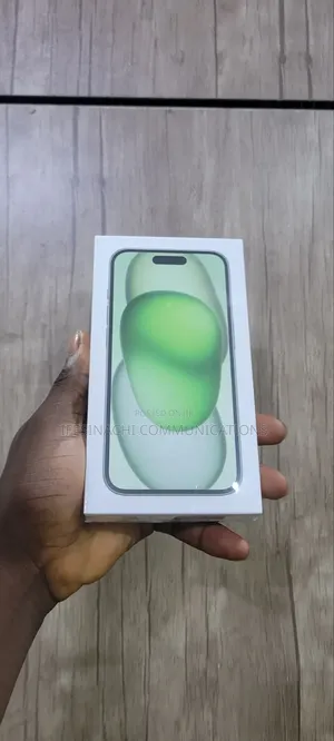 New Apple iPhone 15 256 GB Green