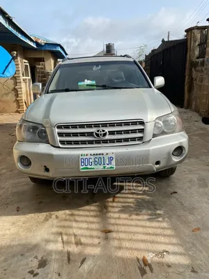 Toyota Highlander 2004 Silver