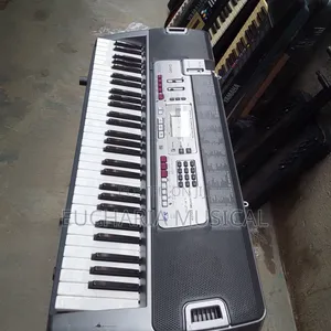 Casio Lk-210 Lighted Keyboard – Uk Used, Excellent Condition