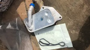 BMW E90 F30 X5 X6 Engine Oil Cooler