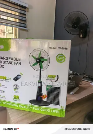 18 Inch Iwin Rechargeable Ac/Dc Fan Solar Supported