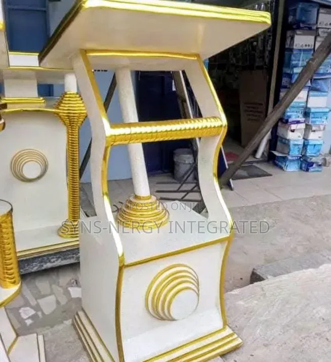 Elegant Pulpit
