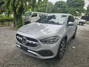 Mercedes-Benz GLA-Class 2021 Silver